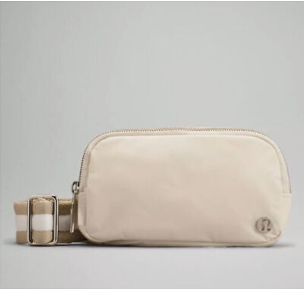 Rare lululemon white Opal belt bag with stripes
